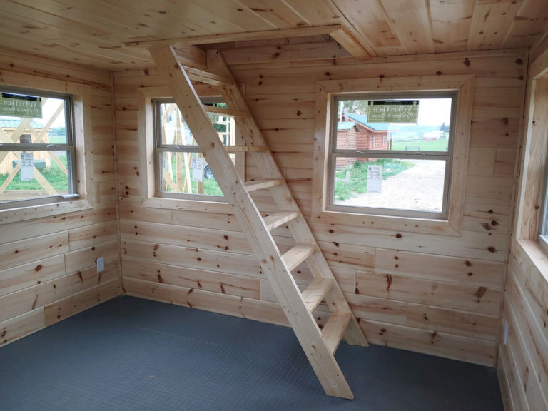 Interior of a log cabin for sale near Bay City MI.